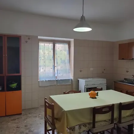 Apartment Sulla *